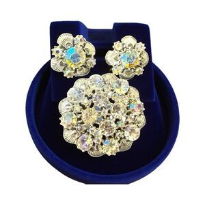 Jewelry Set – Vintage 1950s Coro Pegasus Rhinestone Brooch & Earrings